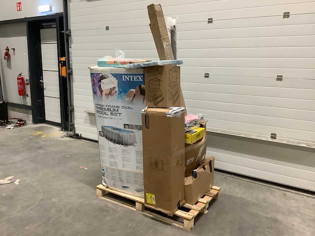 Pallet retourgoederen - afbeelding 1 van  8