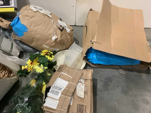 Pallet retourgoederen - afbeelding 3 van  12