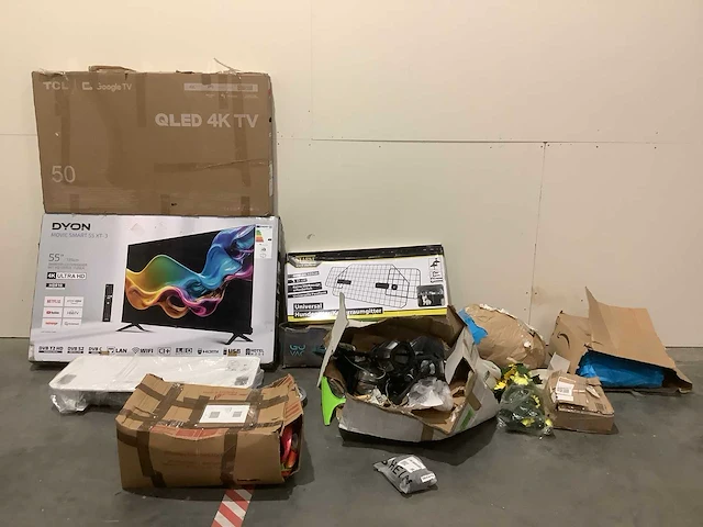 Pallet retourgoederen - afbeelding 1 van  12