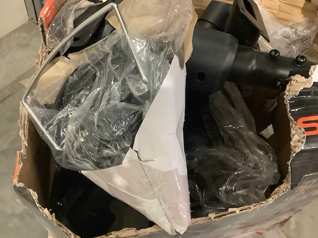 Pallet retourgoederen - afbeelding 6 van  10