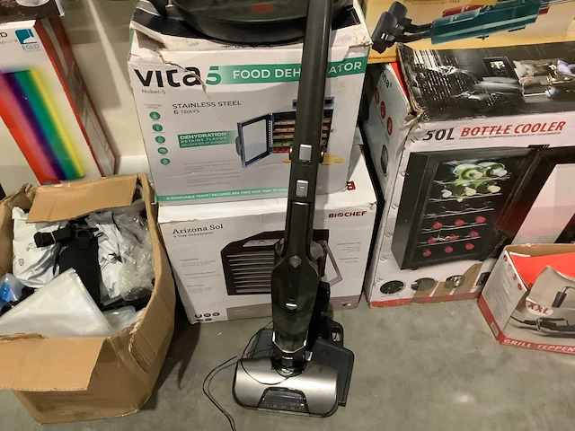 Pallet retourgoederen - afbeelding 4 van  19