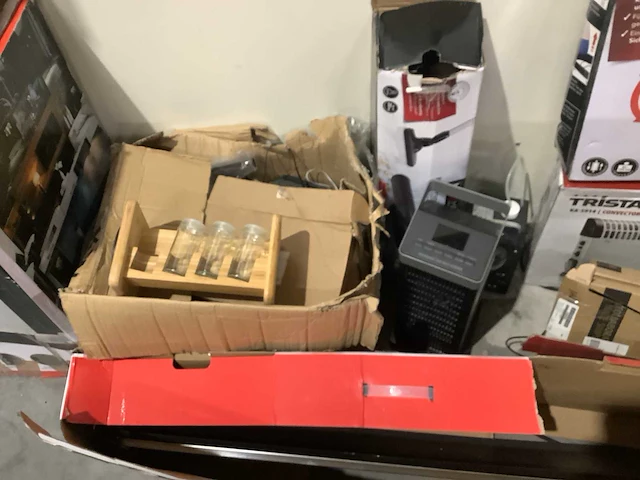 Pallet retourgoederen - afbeelding 9 van  19