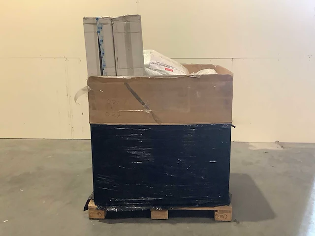 Pallet retourgoederen - afbeelding 9 van  15