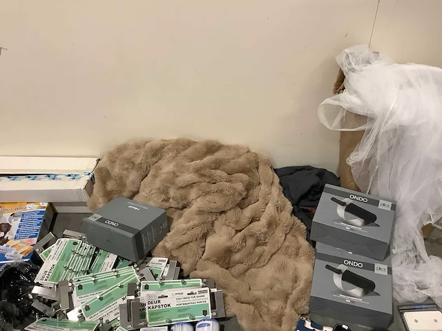 Pallet retourgoederen - afbeelding 11 van  15