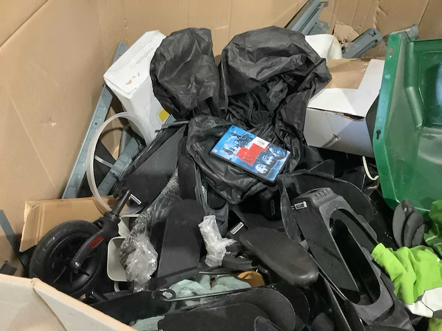 Pallet retourgoederen - afbeelding 8 van  9