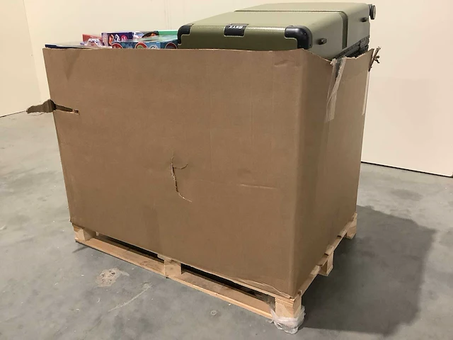 Pallet retourgoederen - afbeelding 2 van  4