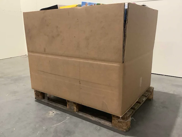Pallet retourgoederen - afbeelding 2 van  4