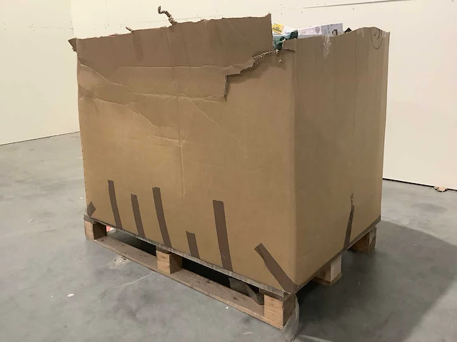Pallet retourgoederen - afbeelding 2 van  4