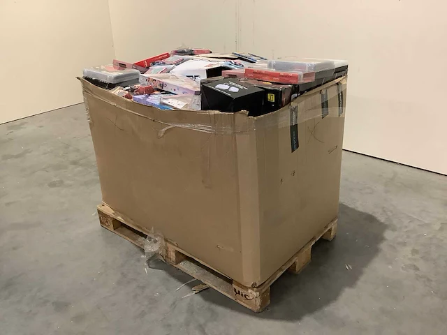 Pallet retourgoederen - afbeelding 2 van  8
