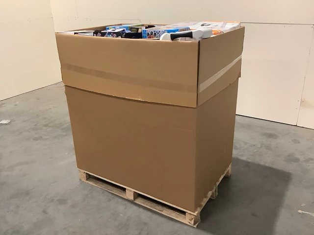 Pallet retourgoederen - afbeelding 2 van  8