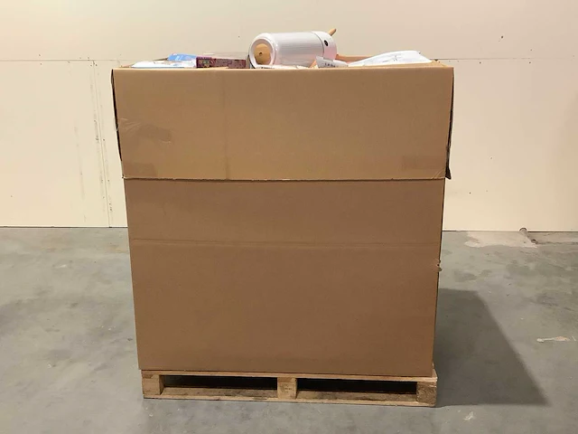 Pallet retourgoederen - afbeelding 7 van  8