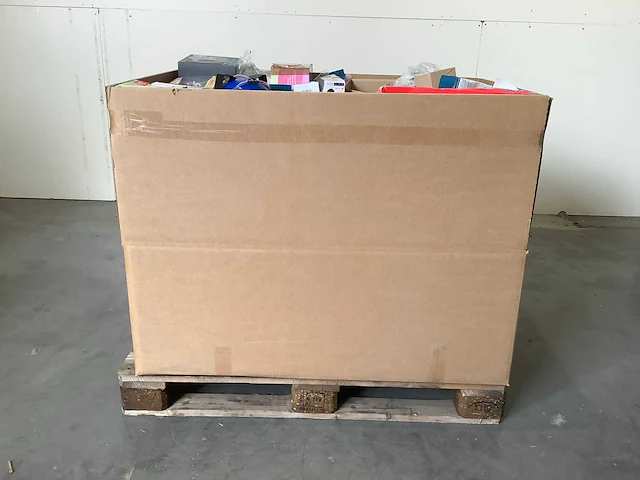 Pallet retourgoederen - afbeelding 3 van  4