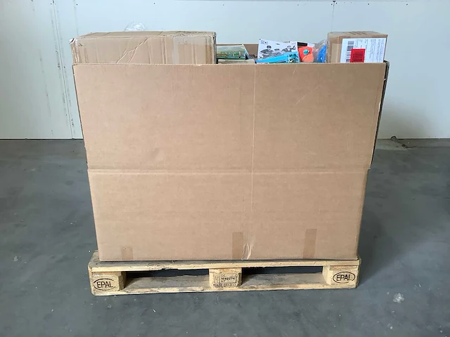 Pallet retourgoederen - afbeelding 6 van  7