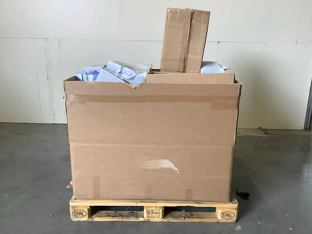 Pallet retourgoederen - afbeelding 6 van  7
