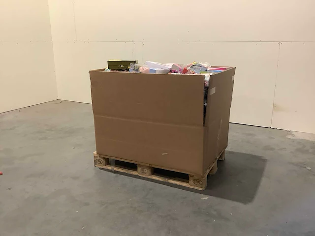 Pallet retourgoederen - afbeelding 6 van  8