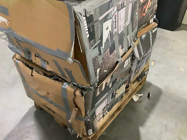 Pallet retourgoederen - afbeelding 8 van  9