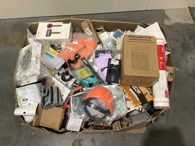 Pallet retourgoederen - afbeelding 1 van  7