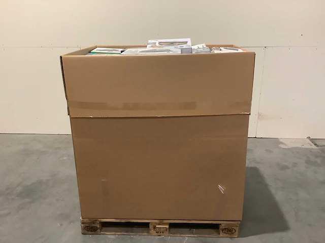 Pallet retourgoederen - afbeelding 2 van  7