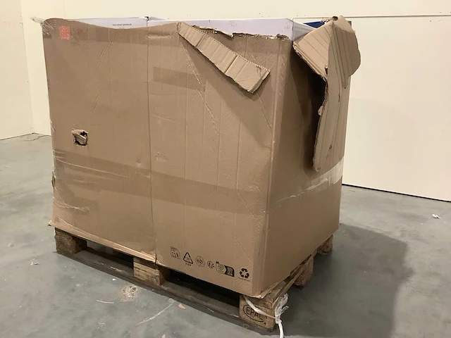 Pallet retourgoederen - afbeelding 2 van  7