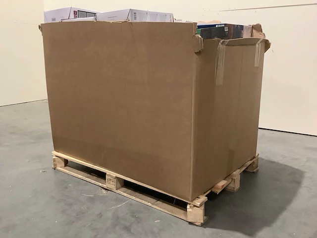 Pallet retourgoederen - afbeelding 2 van  7