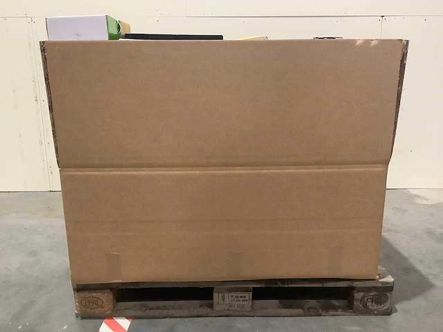 Pallet retourgoederen - afbeelding 2 van  3