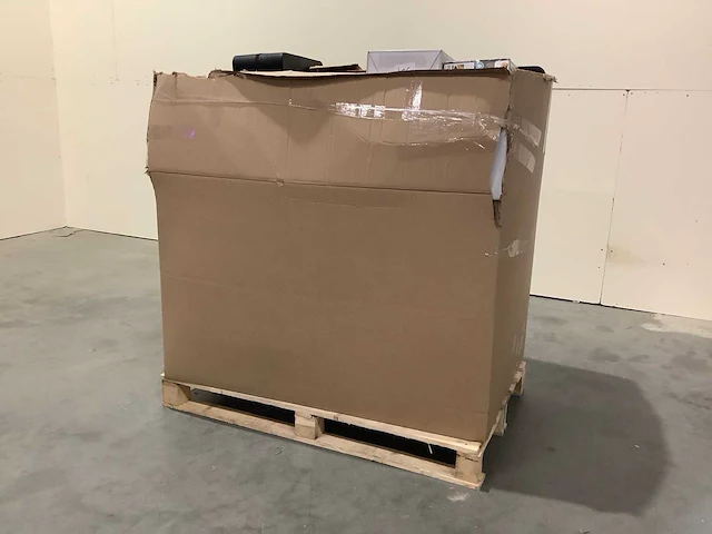 Pallet retourgoederen - afbeelding 6 van  8