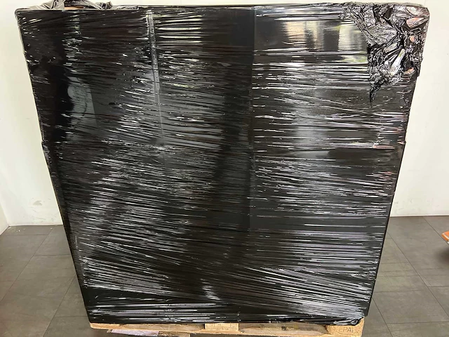 Pallet retourgoederen - afbeelding 2 van  2