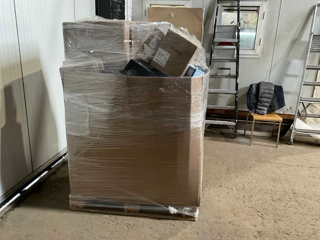 Pallet retourgoederen - afbeelding 4 van  12