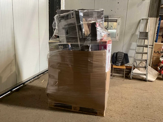 Pallet retourgoederen - afbeelding 18 van  18
