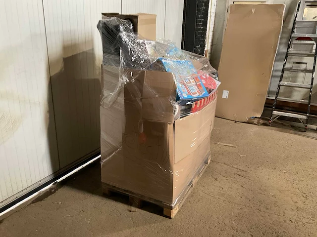 Pallet retourgoederen - afbeelding 4 van  12