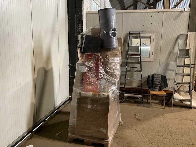 Pallet retourgoederen - afbeelding 11 van  23