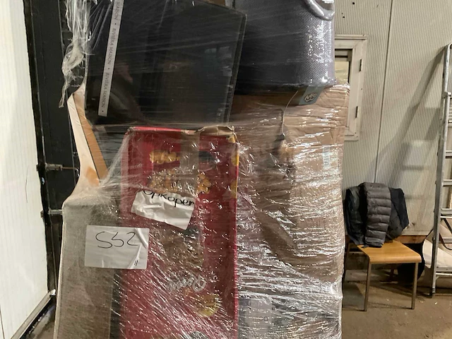 Pallet retourgoederen - afbeelding 14 van  23