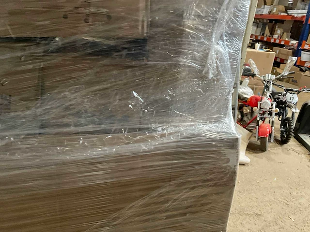 Pallet retourgoederen - afbeelding 2 van  16