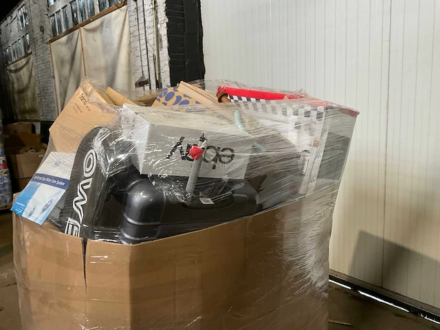 Pallet retourgoederen - afbeelding 14 van  16