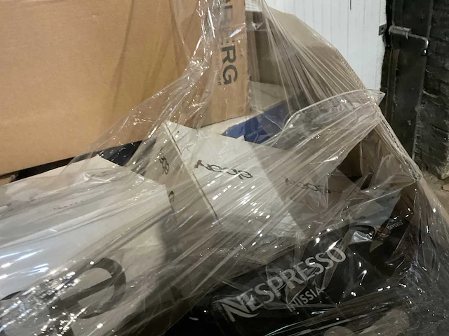 Pallet retourgoederen - afbeelding 9 van  10