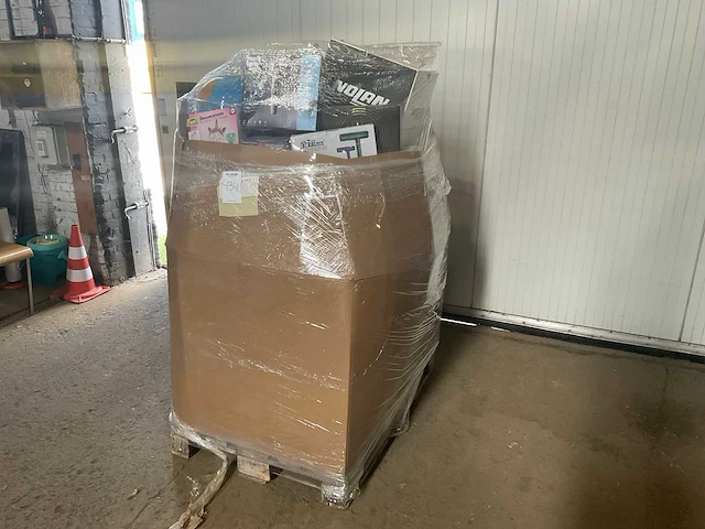 Pallet retourgoederen - afbeelding 1 van  16