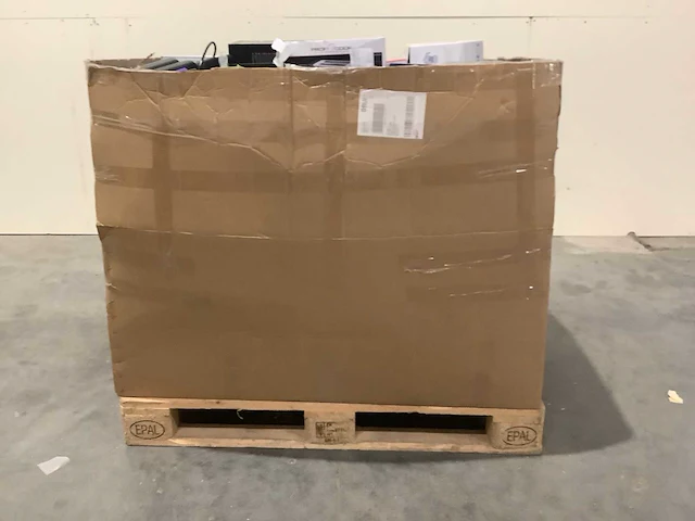 Pallet retourgoederen - afbeelding 8 van  9