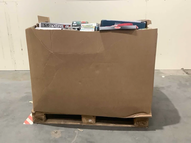 Pallet retourgoederen - afbeelding 7 van  8