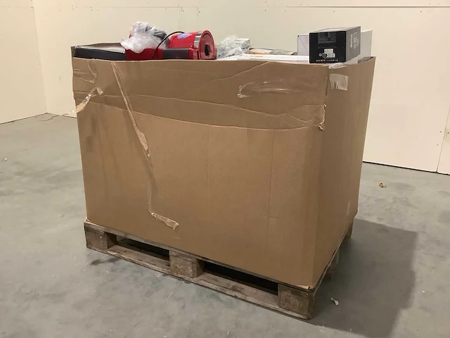 Pallet retourgoederen - afbeelding 6 van  8