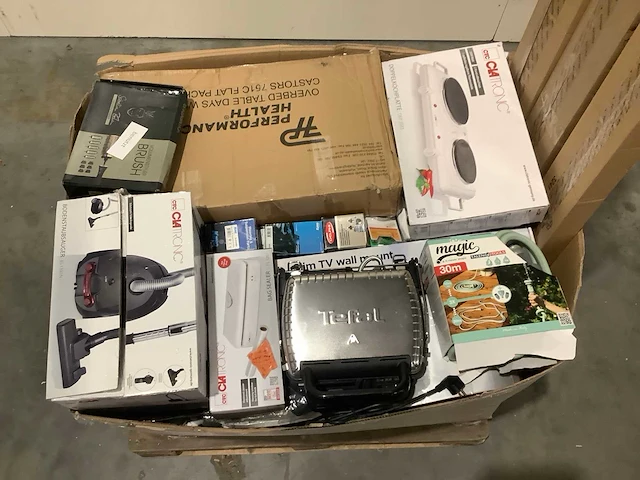 Pallet retourgoederen - afbeelding 1 van  9