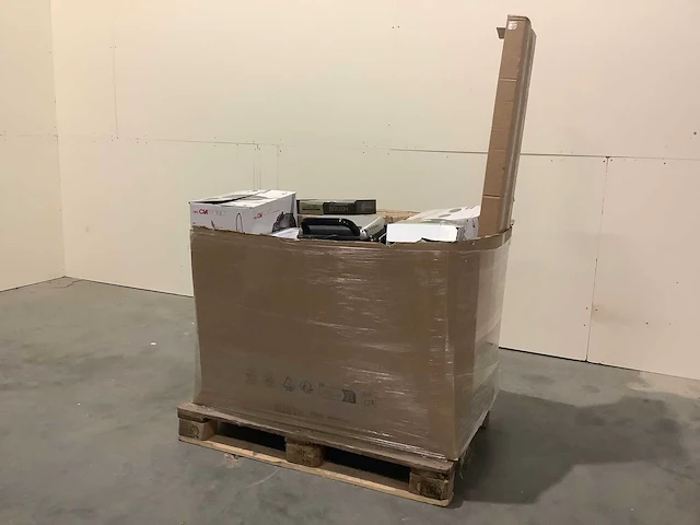 Pallet retourgoederen - afbeelding 7 van  9
