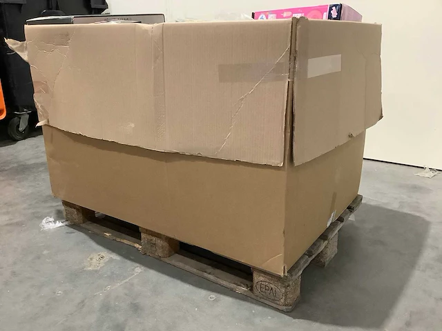 Pallet retourgoederen - afbeelding 2 van  4