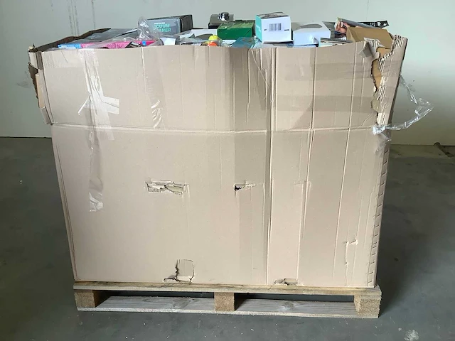 Pallet retourgoederen - afbeelding 8 van  9