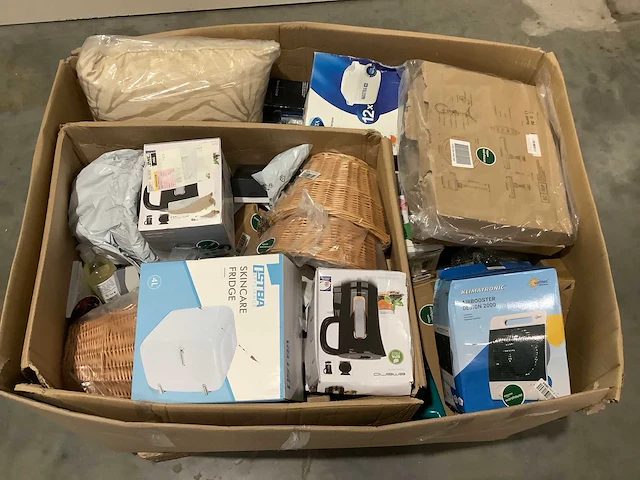 Pallet retourgoederen - afbeelding 1 van  8