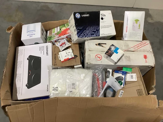 Pallet retourgoederen - afbeelding 1 van  9