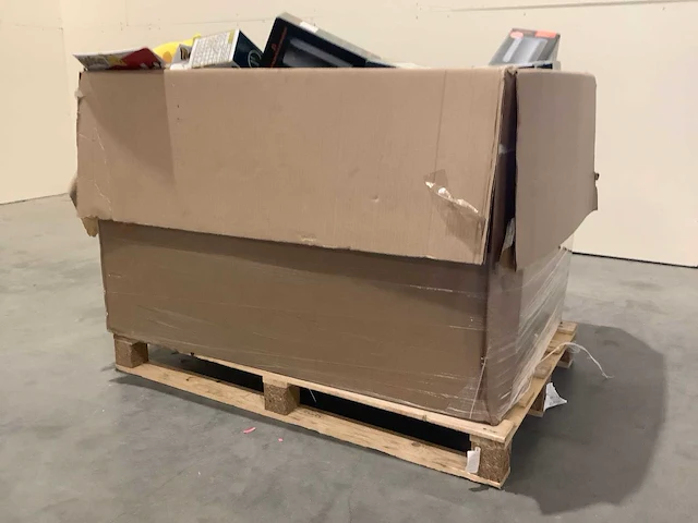 Pallet retourgoederen - afbeelding 8 van  9
