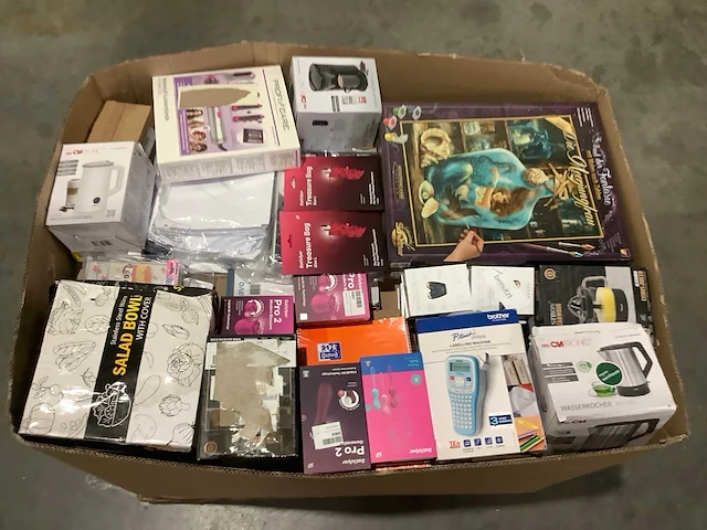 Pallet retourgoederen - afbeelding 1 van  9