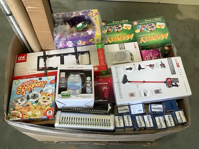 Pallet retourgoederen - afbeelding 1 van  9
