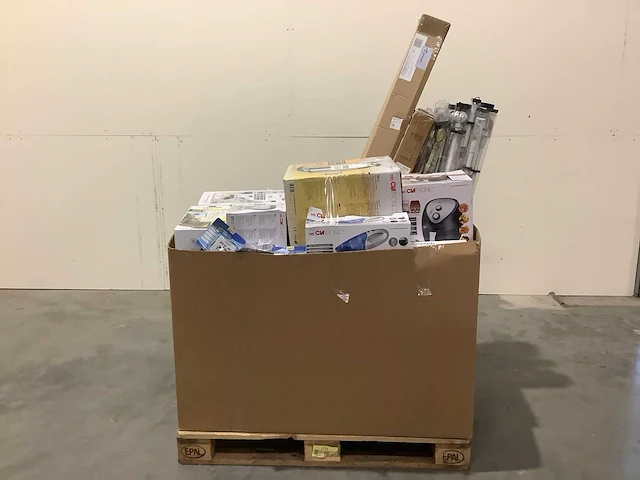 Pallet retourgoederen - afbeelding 8 van  9