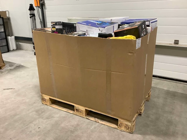Pallet retourgoederen - afbeelding 7 van  9